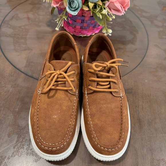 Men's Brown Casual Shoes - Picture 1 of 4